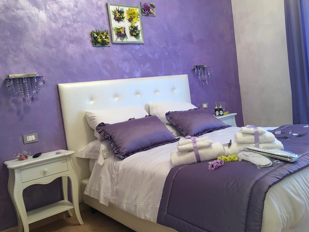 Crystal Rhome