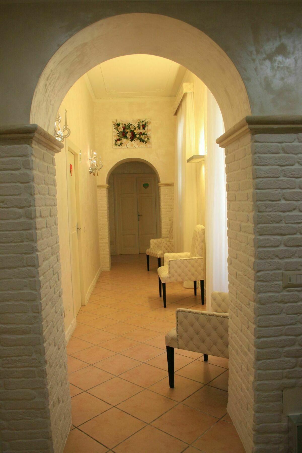 Crystal Rhome Guest house