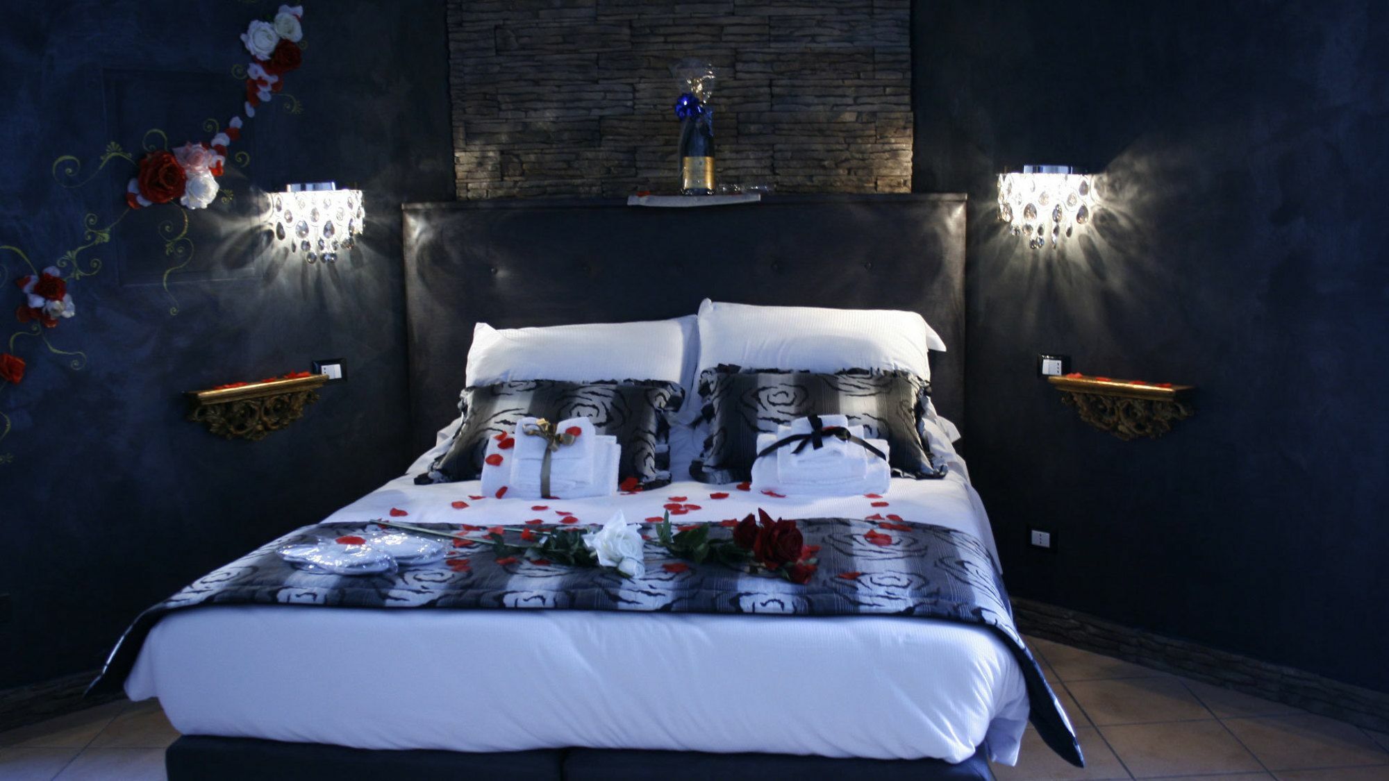 Crystal Rhome Rome